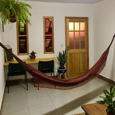 Casinha Aconchegante No Centro De Bonito I Tv, Ar-Condicionado, Bicicletas, Rede, Cozinha E Wi-Fi 20Mb Villa Luaran gambar
