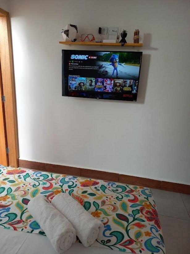 Casinha Aconchegante No Centro De Bonito I Tv, Ar-Condicionado, Bicicletas, Rede, Cozinha E Wi-Fi 20Mb Villa Luaran gambar